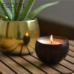 Coconut Shell Candle Patchouli Rosewood 1